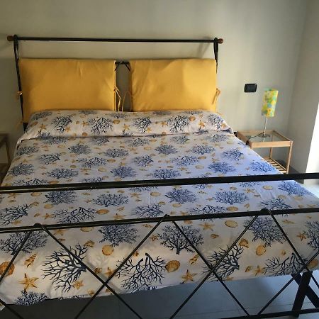 Blu Mare Διαμέρισμα Σαλέρνο Εξωτερικό φωτογραφία